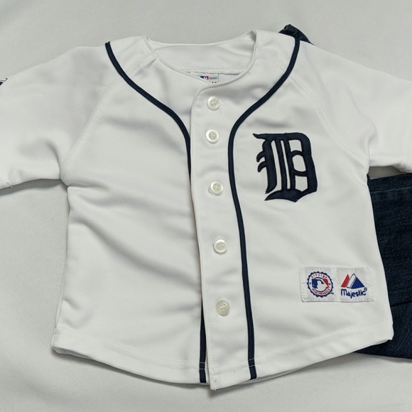 Genuine Merchandise Other - 18 Month Detroit Tiger s Jersey
